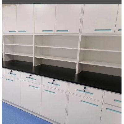 實(shí)驗(yàn)臺(tái)